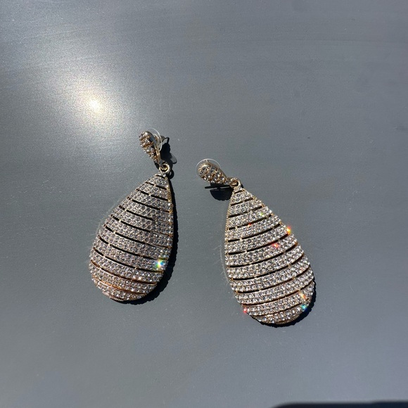 Anthropologie Gold color Crystal Teardrop Pavé Earrings - Picture 3 of 3